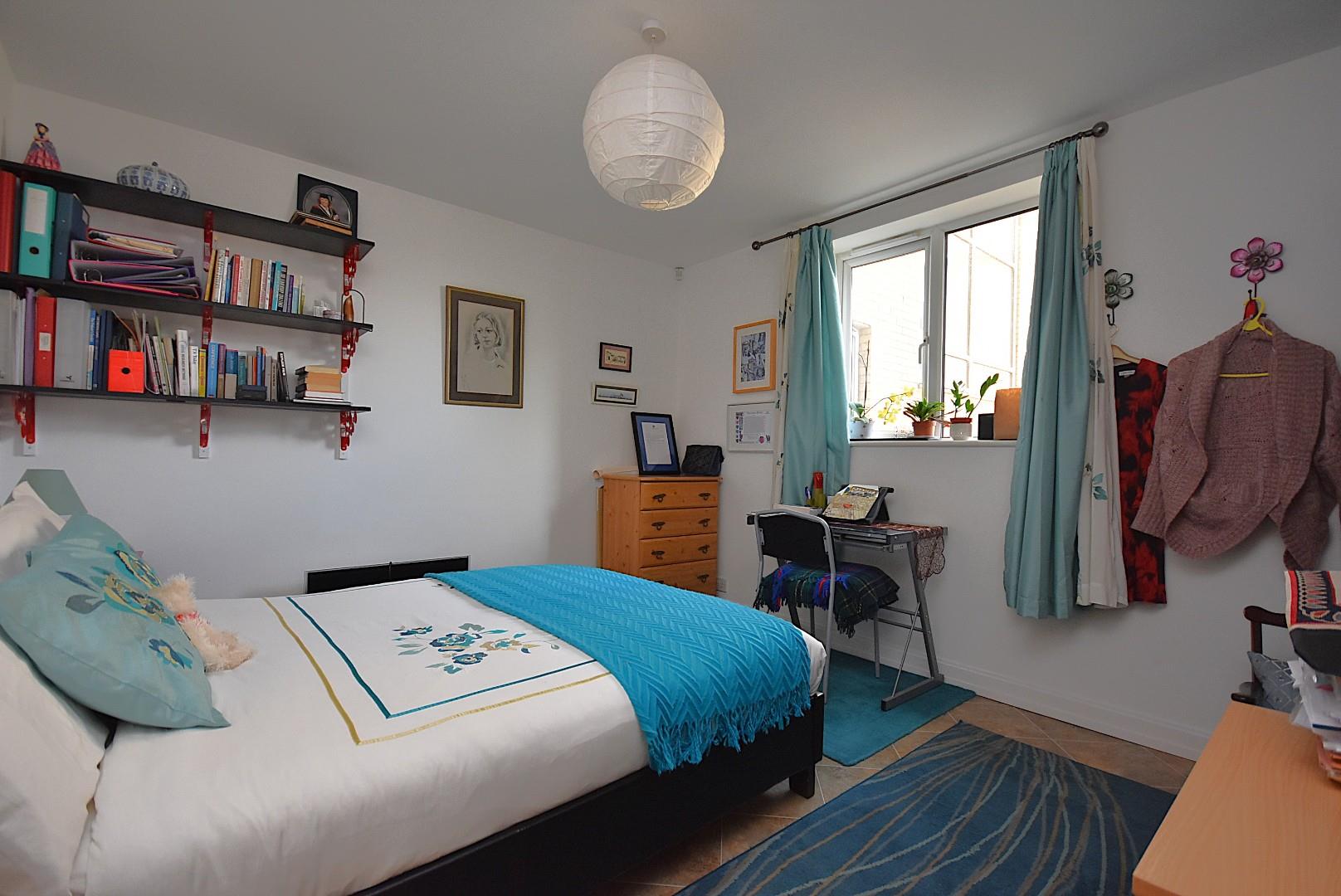 96 Adventurers Quay, Cardiff, CF10 4NQ